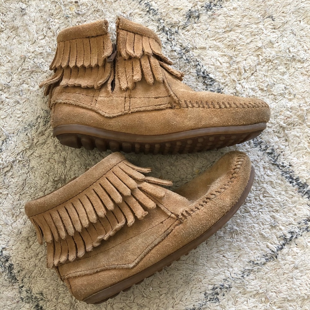Kids Minnetonka fringe bottles